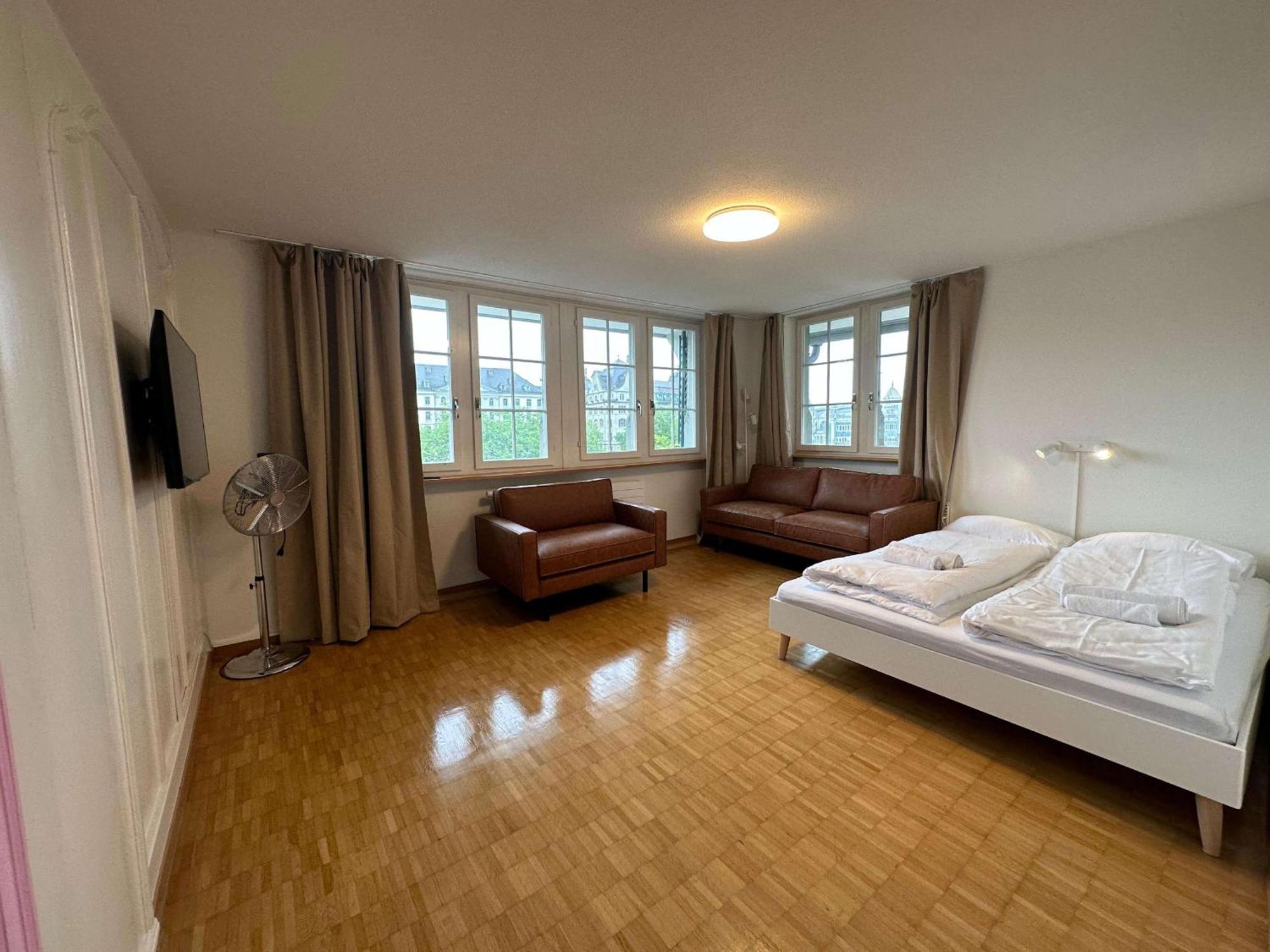 Hitrental Limmatquai Apartment ซูริก ภายนอก รูปภาพ